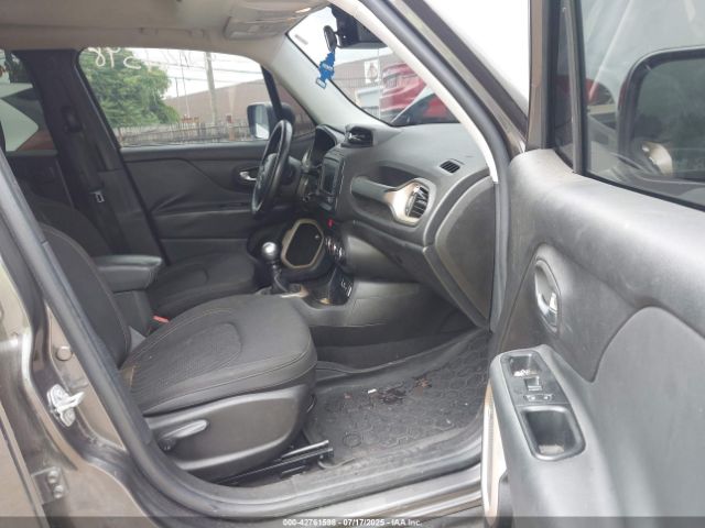 2016 JEEP RENEGADE ZACCJABW5GPE30662 Photo 4