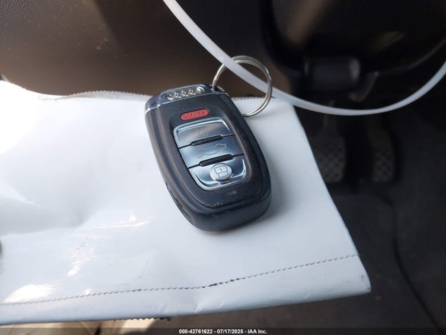 2009 AUDI A5 WAUDK78T99A026071 Photo 10