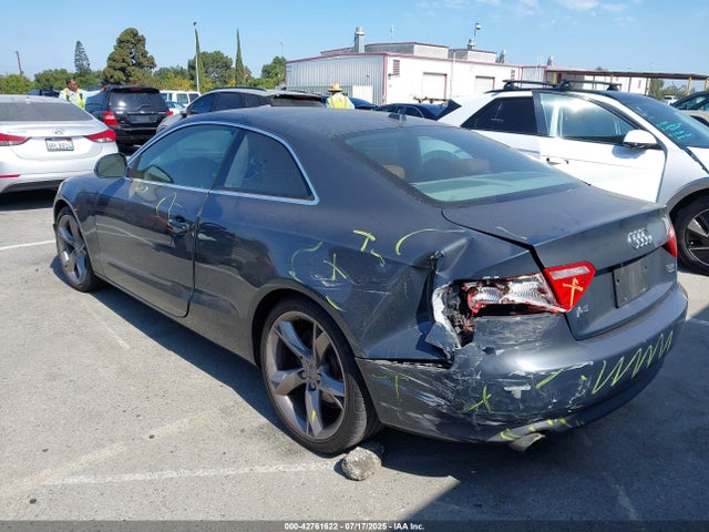 2009 AUDI A5 WAUDK78T99A026071 Photo 2