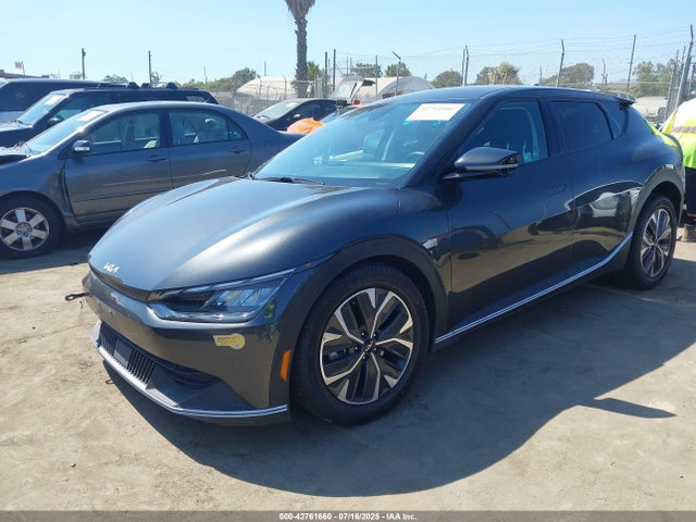 KNDC34LB1N5065068 KIA 2022