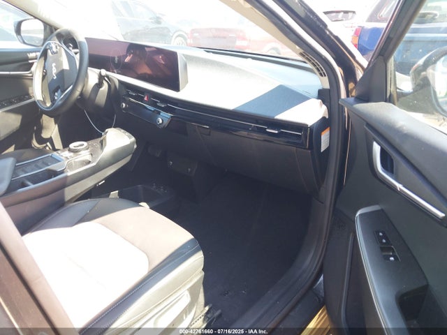 KNDC34LB1N5065068 KIA 2022