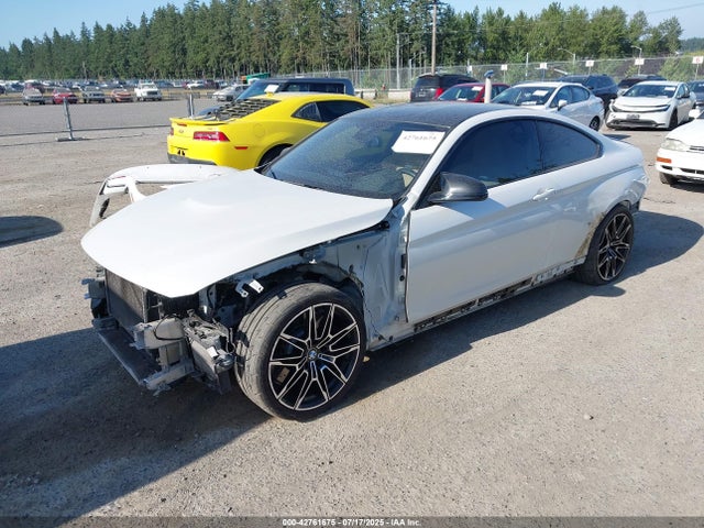 BMW M4 2015 WBS3R9C59FK332216 Image 2