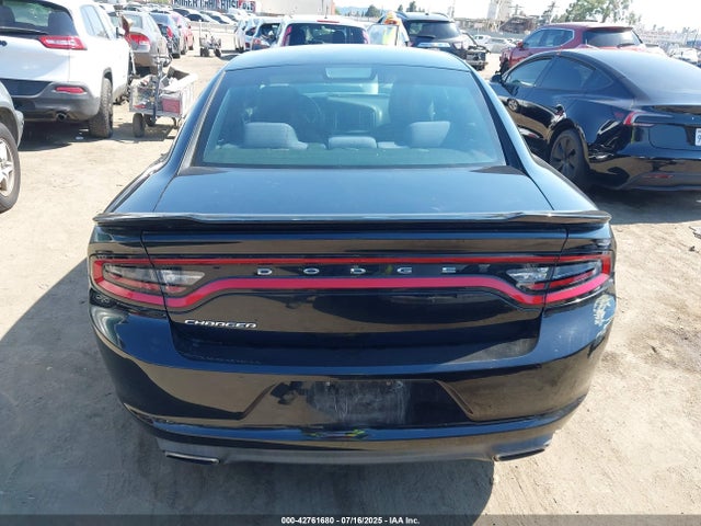 2C3CDXBG6HH546141 Dodge 2017