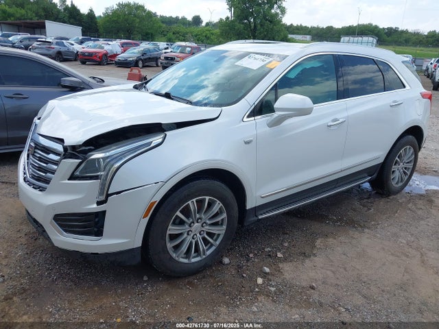 2017 CADILLAC XT5 1GYKNBRS1HZ318415 Photo 1