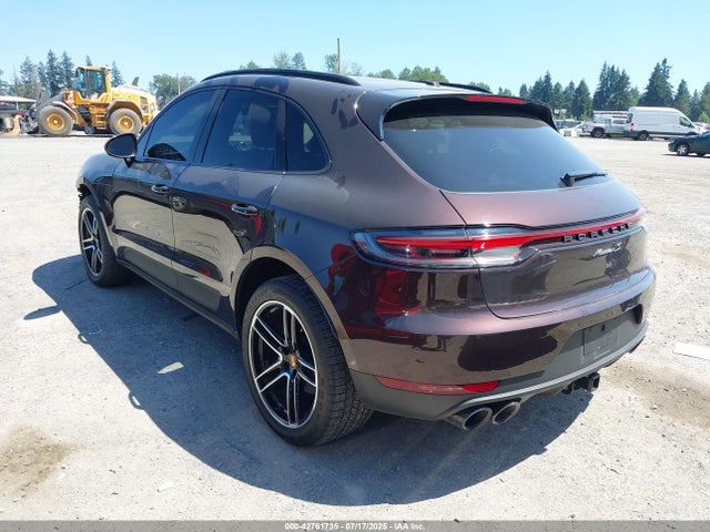 Porsche Macan 2019 WP1AB2A55KLB32336 Image 3