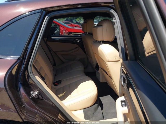 Porsche Macan 2019 WP1AB2A55KLB32336 Image 8