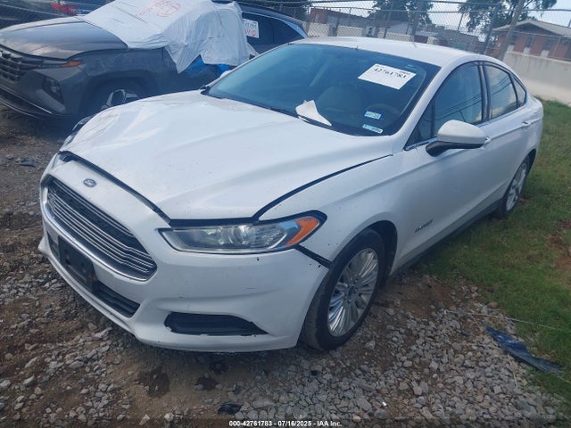 Ford 2014 2014 3FA6P0UUXER360070 Image 2