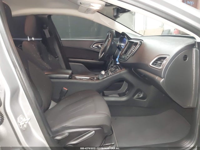 Chrysler 2015 2015 1C3CCCAB1FN753851 Image 5