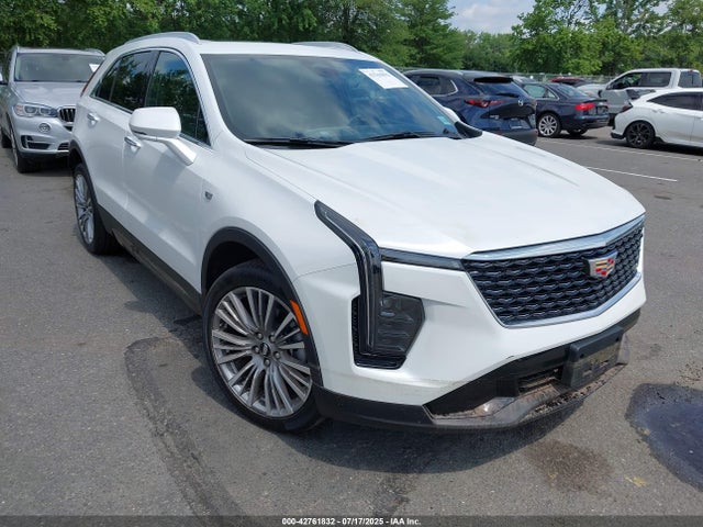 2025 CADILLAC XT4 1GYFZDR44SF115417 Photo 0