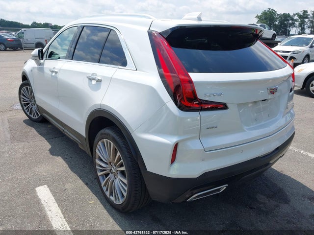 2025 CADILLAC XT4 1GYFZDR44SF115417 Photo 2