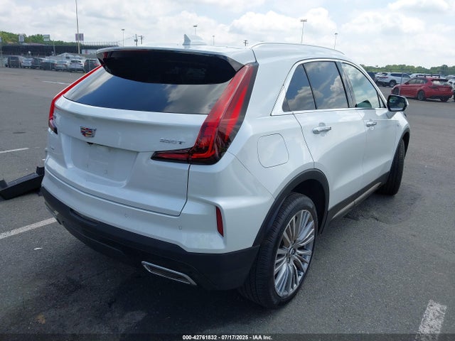 2025 CADILLAC XT4 1GYFZDR44SF115417 Photo 3
