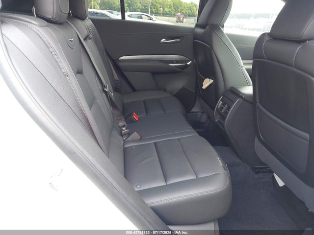 2025 CADILLAC XT4 1GYFZDR44SF115417 Photo 7