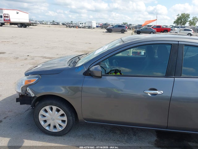 3N1CN7AP3JL816131 Nissan 2018
