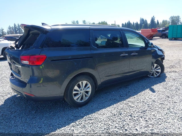 KIA 2018 2018 KNDMB5C19J6424210 Image 4