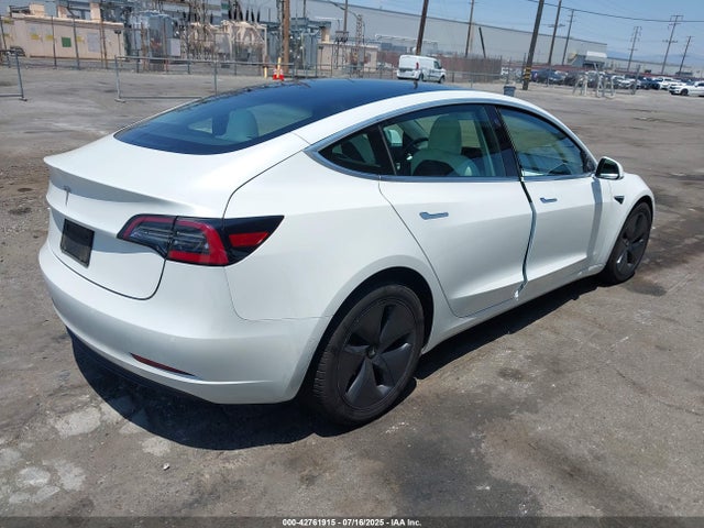 2019 TESLA MODEL 3 5YJ3E1EB3KF512970 Photo 3