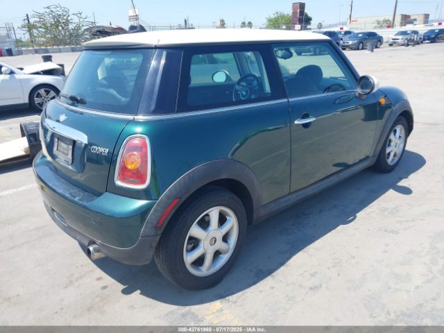 2010 MINI COOPER WMWMF3C54ATZ61237 Photo 3