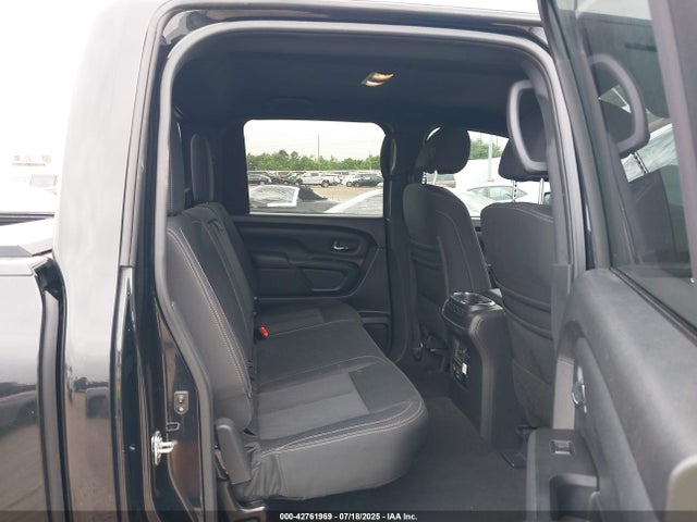 Nissan Titan 2019 1N6AA1E60KN512199 Image 8