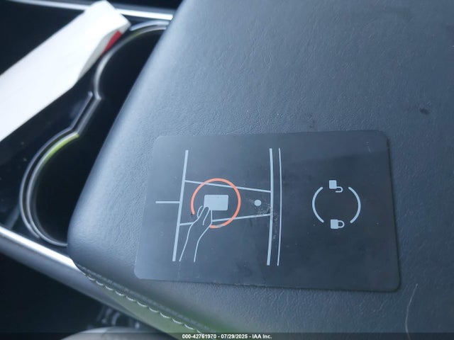 2021 TESLA MODEL Y 5YJYGDEEXMF075144 Photo 10