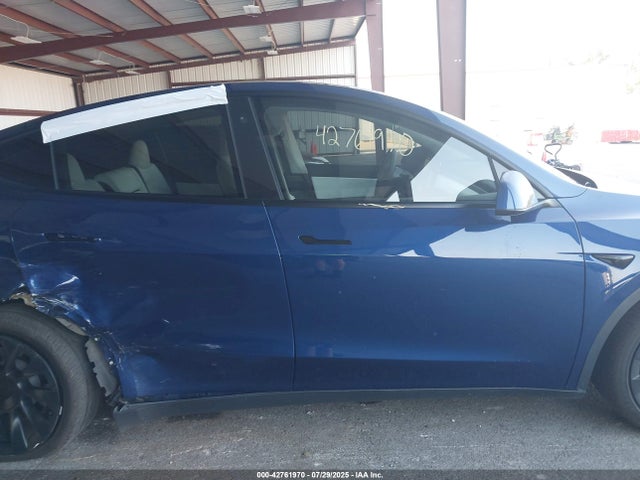 5YJYGDEEXMF075144 Tesla Model Y