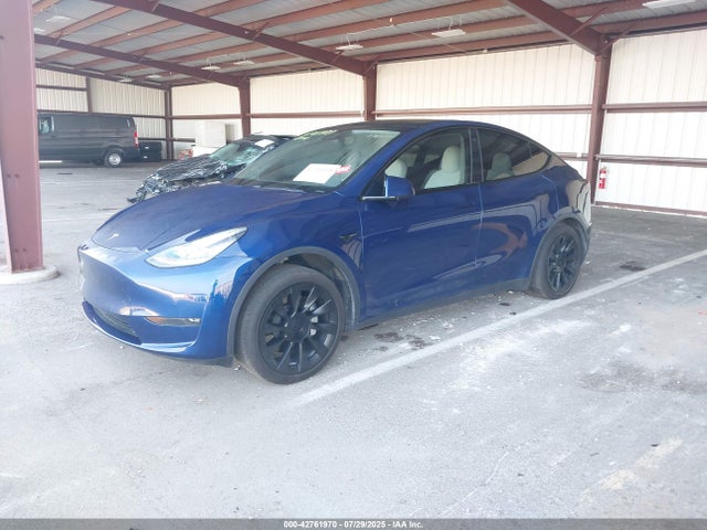 2021 TESLA MODEL Y 5YJYGDEEXMF075144 Photo 1