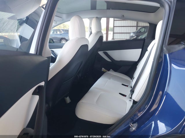 2021 TESLA MODEL Y 5YJYGDEEXMF075144 Photo 7