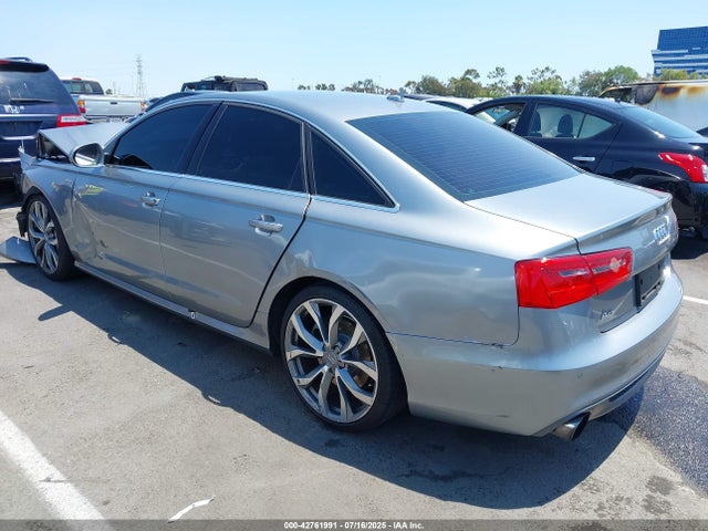 2012 AUDI A6 WAUJGAFC9CN166075 Photo 2