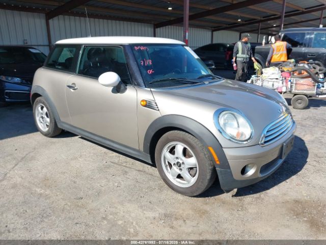 2010 MINI COOPER WMWMF3C58ATZ65176 Photo 0