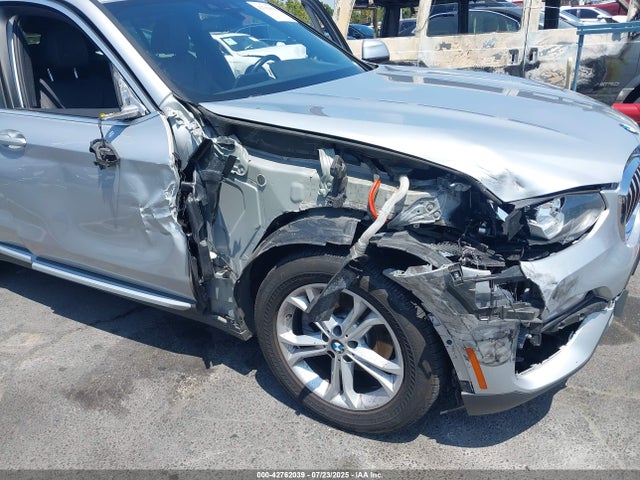 5UXTR7C59KLA48599 BMW X3