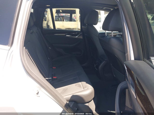 5UXTR7C59KLA48599 BMW X3