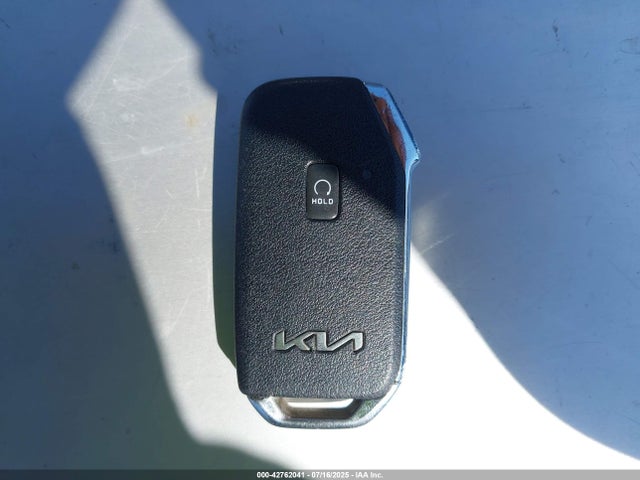 KNDCE3LG8N5135777 KIA 2022
