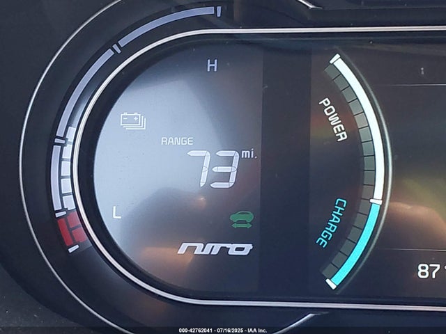 KNDCE3LG8N5135777 KIA 2022