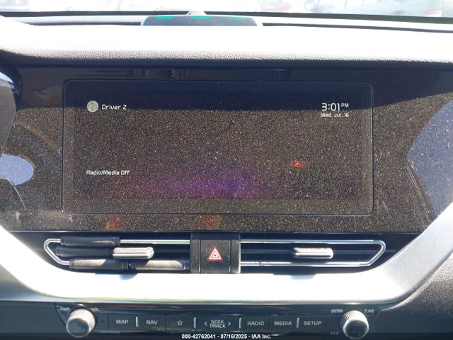 KNDCE3LG8N5135777 KIA 2022