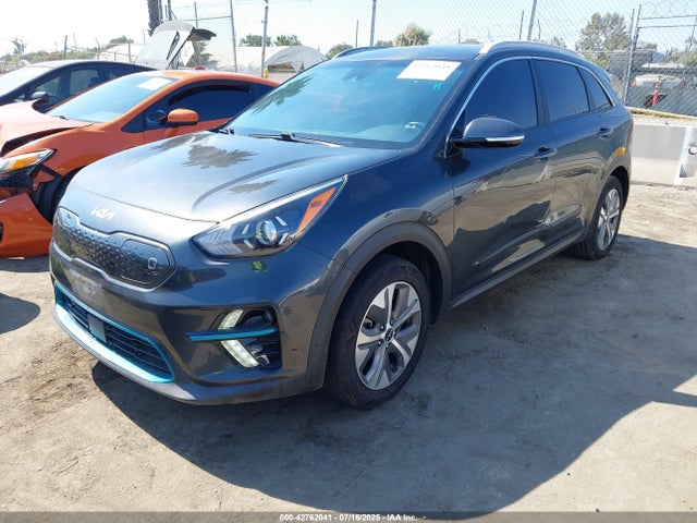 KNDCE3LG8N5135777 KIA 2022