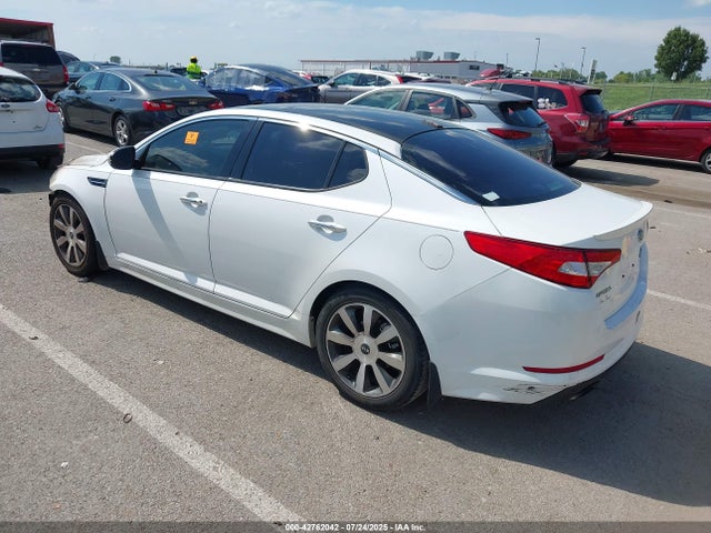 2011 KIA OPTIMA KNAGR4A63B5154042 Photo 2