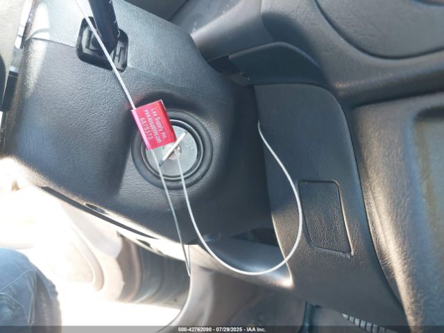 2000 MITSUBISHI MIRAGE JA3AY26C0YU046084 Photo 10