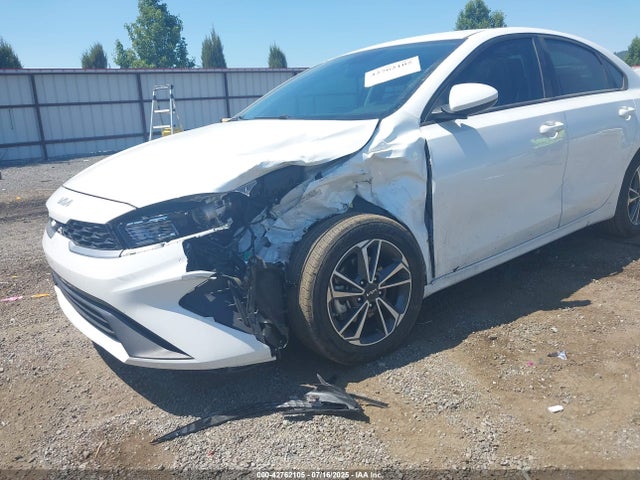 3KPF24AD8PE694581 KIA mpi nu