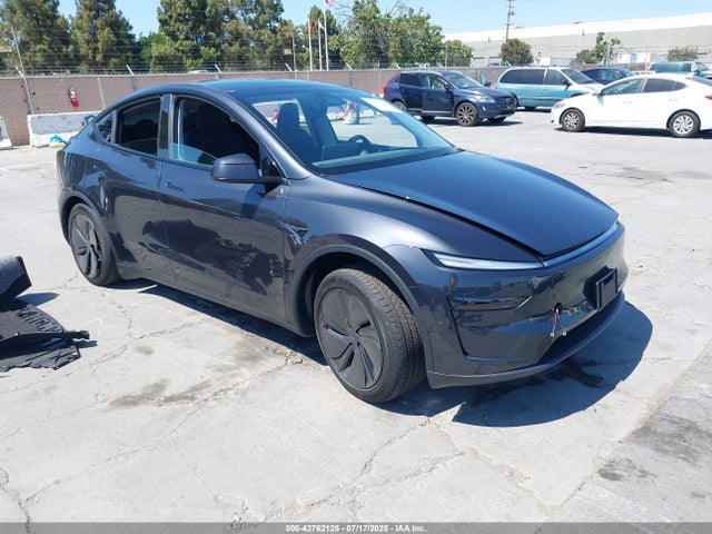 2026 TESLA MODEL Y 7SAYGDEE3TF354680 Photo 0