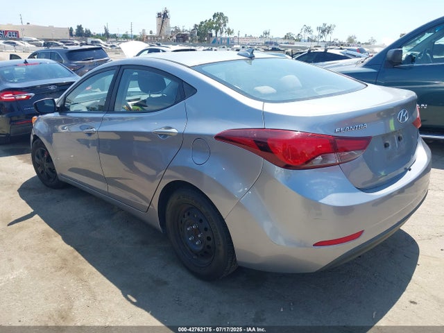 Hyundai dohc mpi nu 2016 5NPDH4AE2GH750105 Image 3