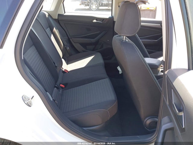 3VW5M7BU6RM058267 Volkswagen tsi