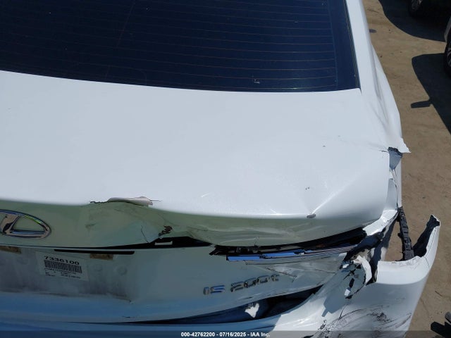 Lexus 8ar-fts 2017 JTHBA1D29H5054756 Image 19