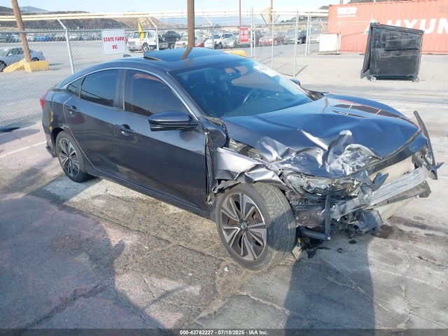 Honda l15b7 2018 JHMFC1F3XJX014228 Image 1