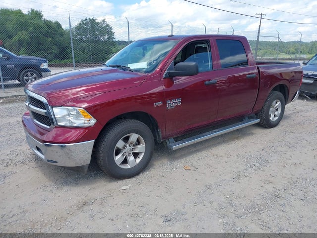 RAM 1500 2023 3C6RR7KT3PG672676 Image 2