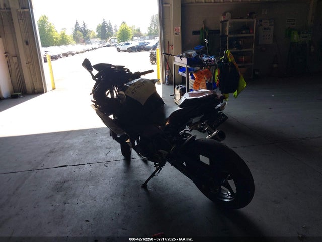 Kawasaki Ninja 500 2025 ML5EXGG14SDA39918 Image 3