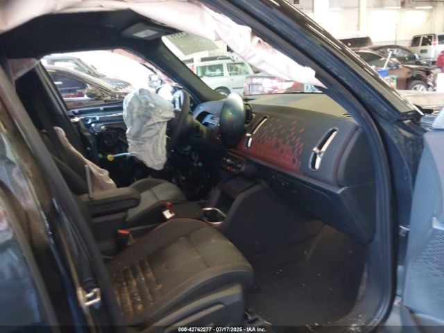 2025 MINI COUNTRYMAN WMZ33GA04S7S95786 Photo 4