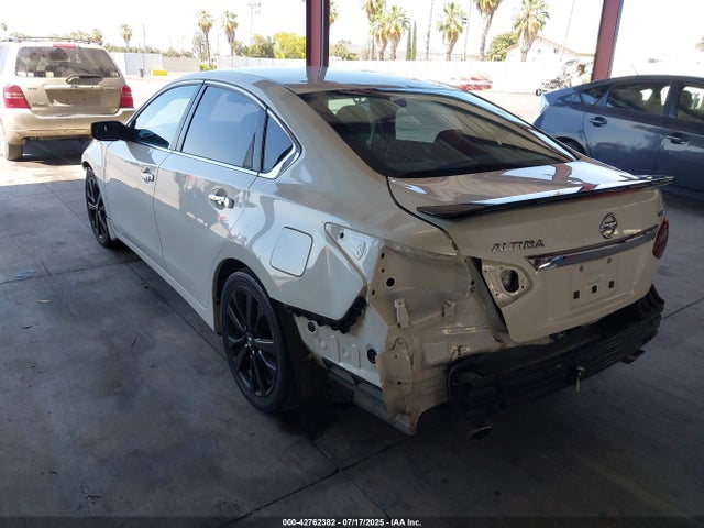 1N4AL3AP7HC177069 Nissan 2017