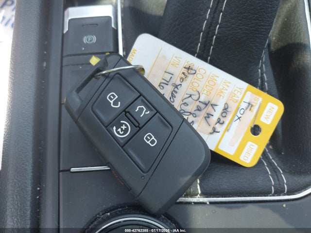 3VVPX7B2XNM037418 Volkswagen Taos