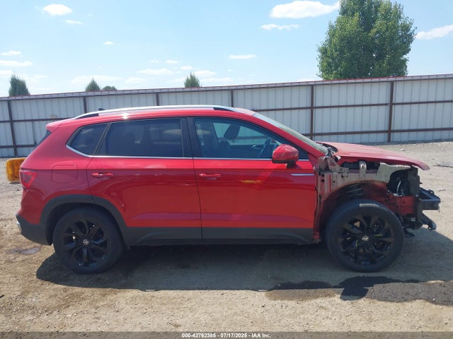 3VVPX7B2XNM037418 Volkswagen Taos