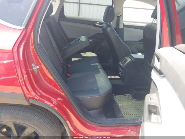 3VVPX7B2XNM037418 Volkswagen Taos