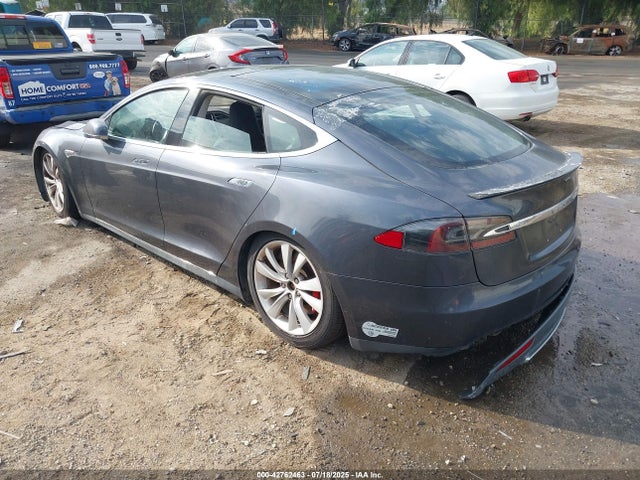 2015 TESLA MODEL S 5YJSA4H25FFP73222 Photo 2