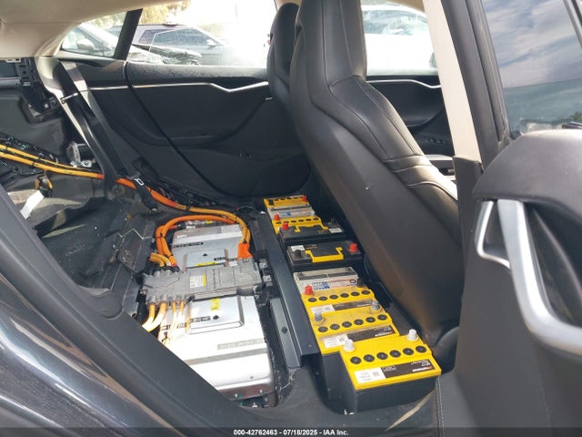 2015 TESLA MODEL S 5YJSA4H25FFP73222 Photo 7